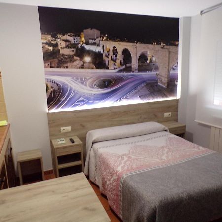 Hostal Serruchi Teruel Dış mekan fotoğraf
