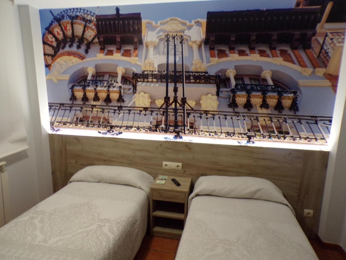 Hostal Serruchi Teruel Dış mekan fotoğraf
