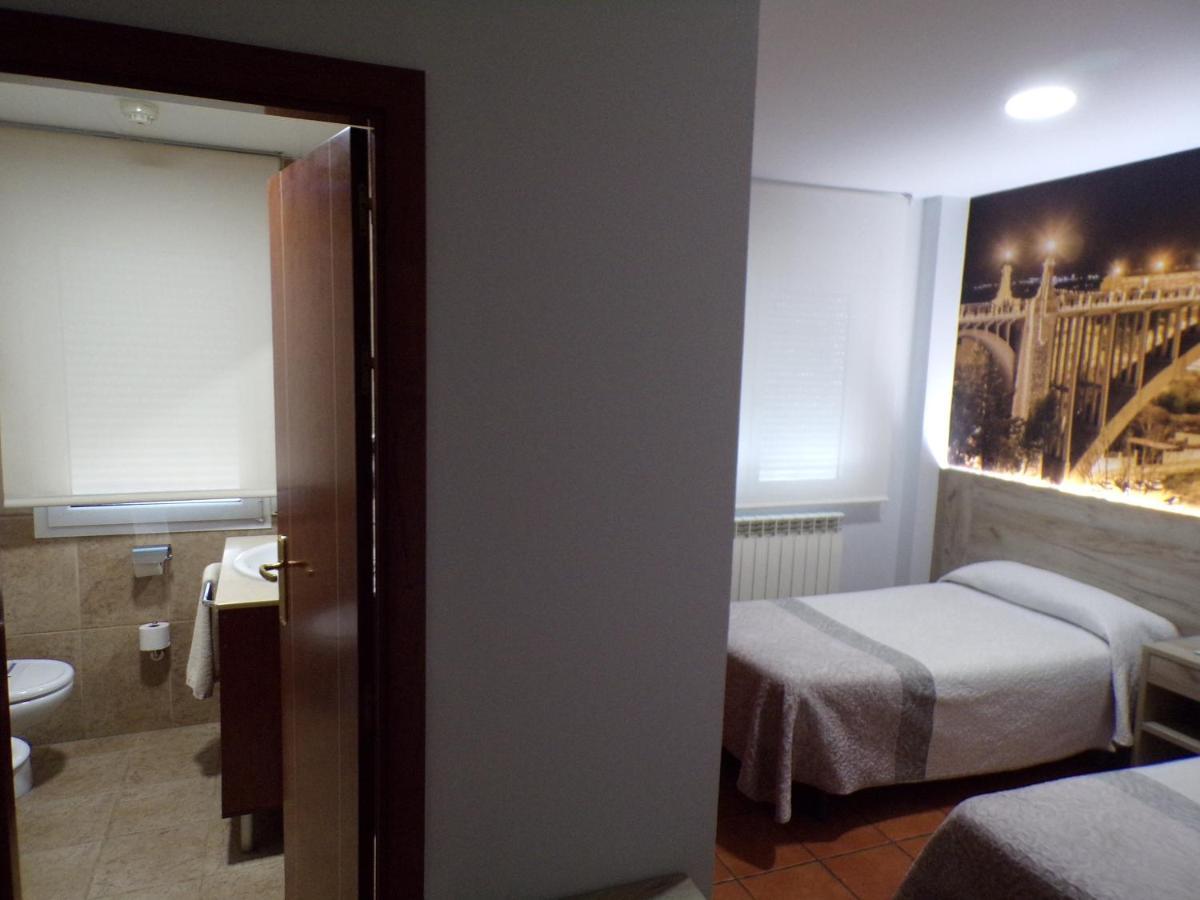 Hostal Serruchi Teruel Dış mekan fotoğraf